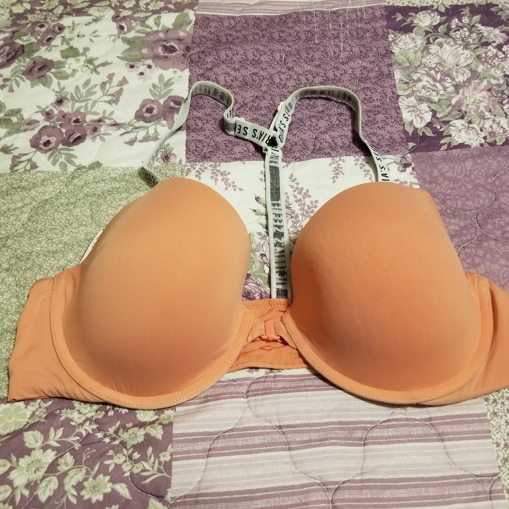 Victoria's secret bra